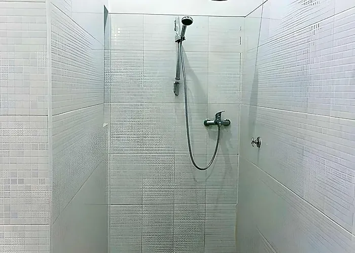 Srinadi